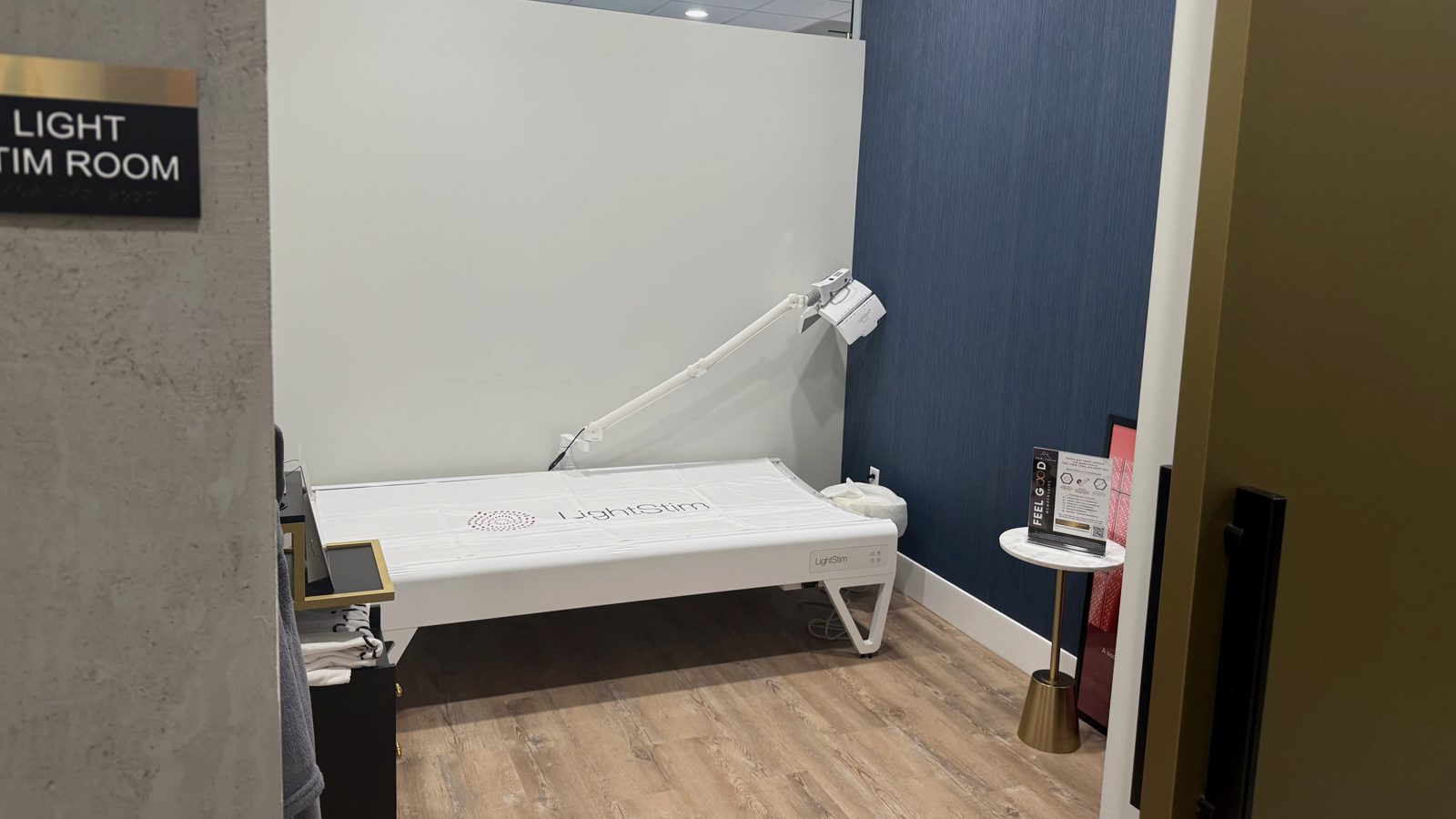Red Light Therapy suite room